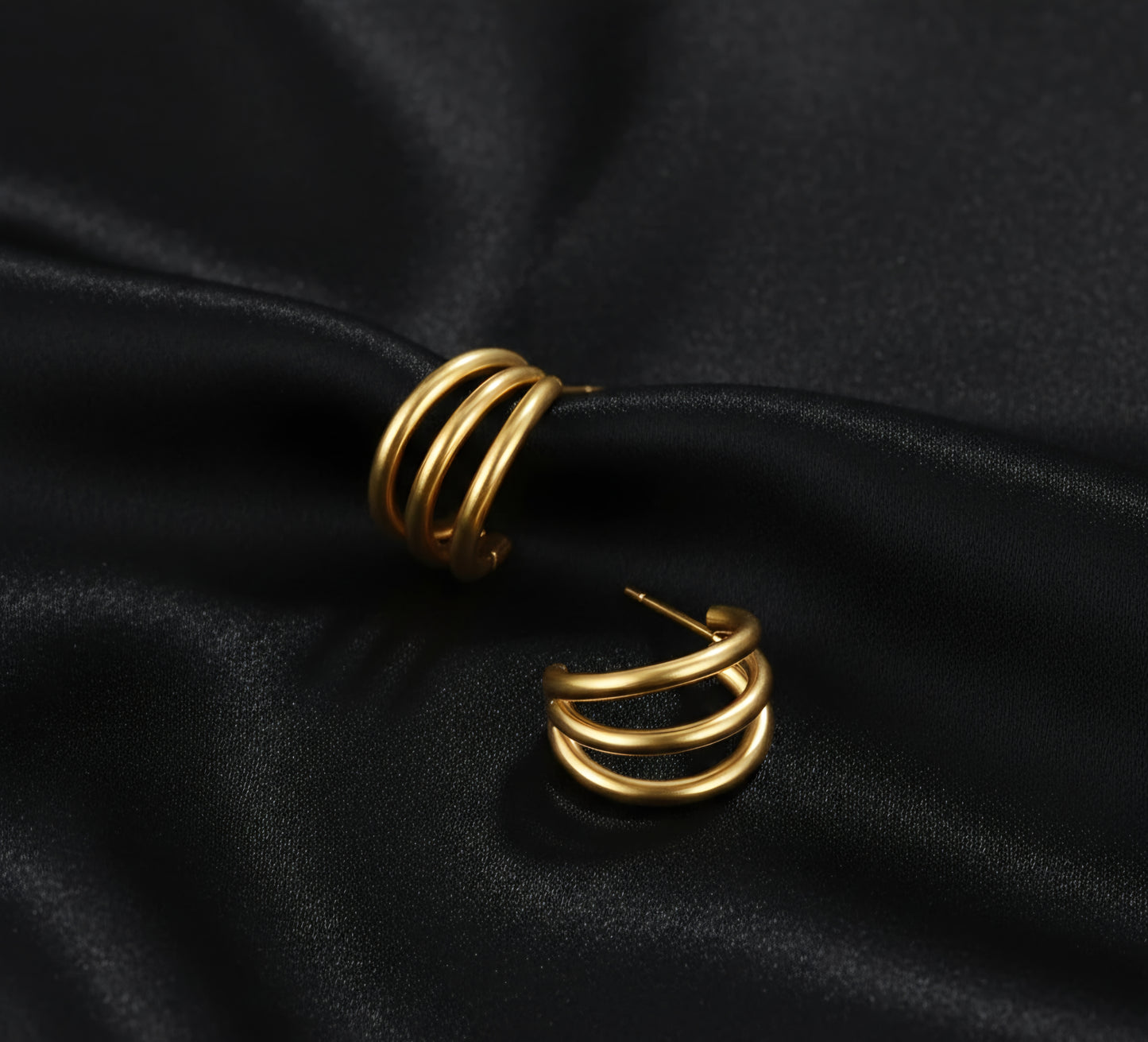 Pendientes Three - Trío de Elegancia Minimalista