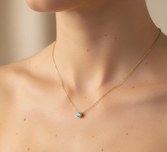 DOT NECKLACE.